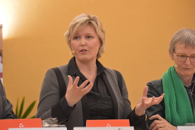 pn15032018 slotdebat3