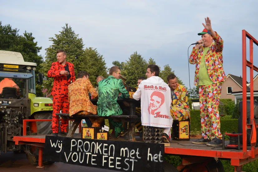 pn15062018 optocht koekange2