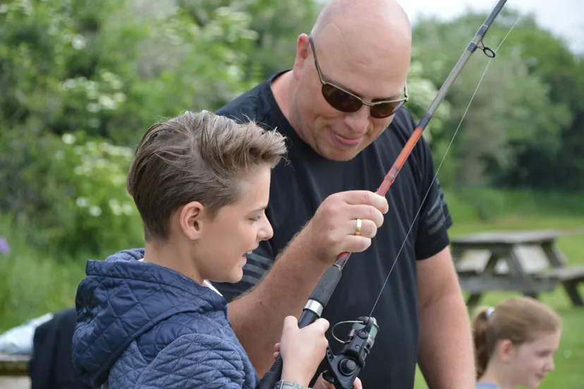 pn16052018 vissen woldstek rozebottel1