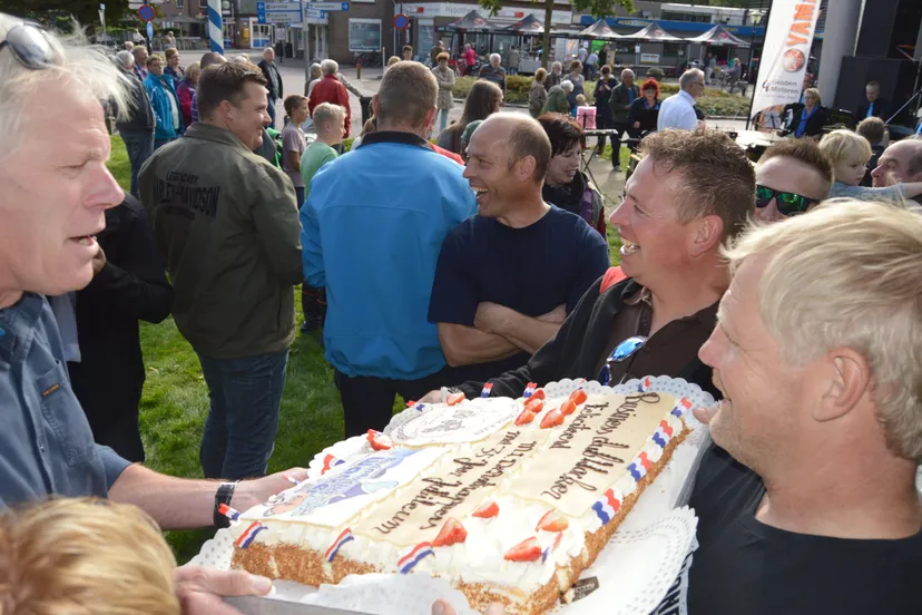pn19092015 antrappers feestje de wijk 3