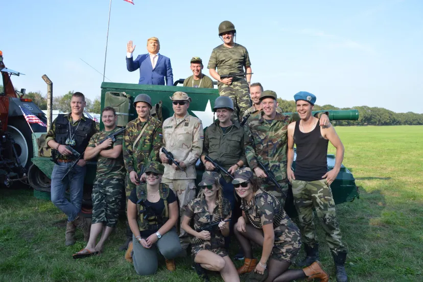 pn22082019 optocht alteveer20