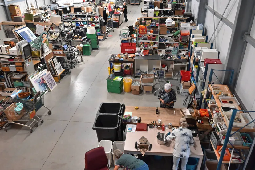 pn22092023 ruinerwold kringloopwinkel kleiner