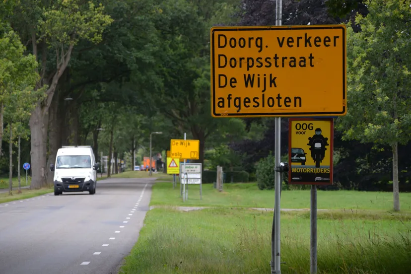 pn25062018 bordjes omleiding de wijk3