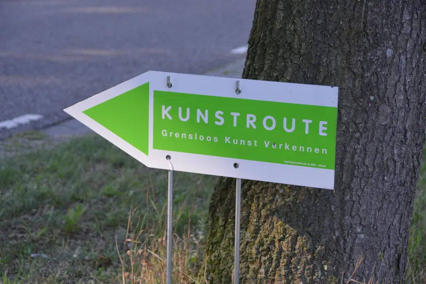 pn27082019 grensloos kunst verkennen bordje1