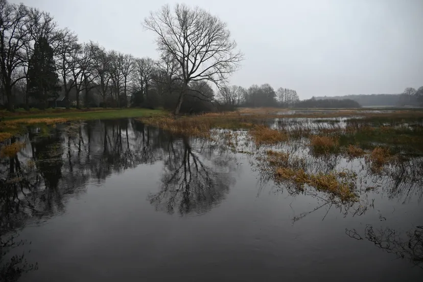 pn27122023 wateroverlast de wijk reest4