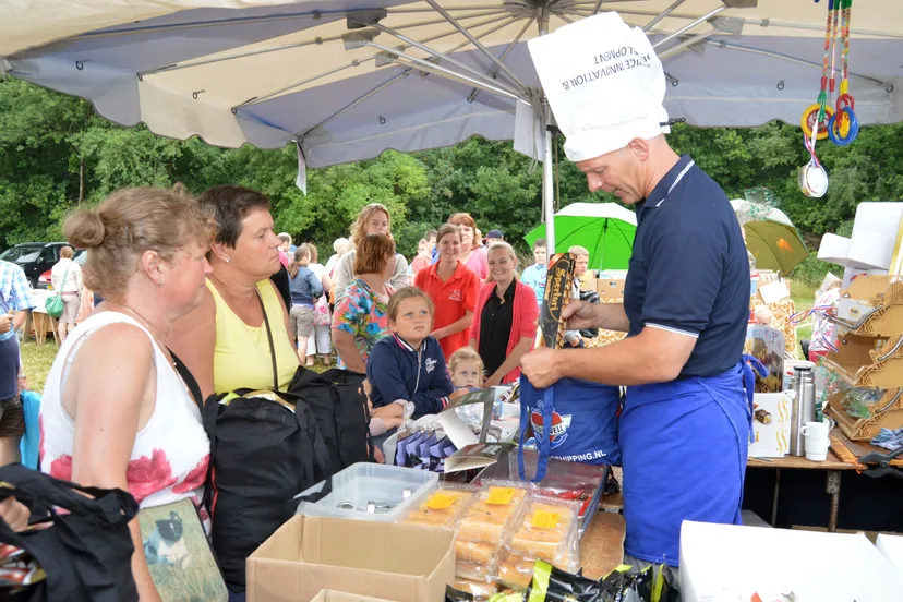 pn30072013jaarmarktwateren2