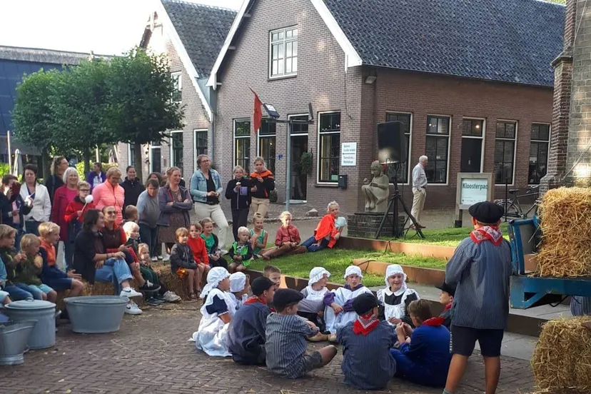 ruinen brinkavond1 foto hennie kuijer