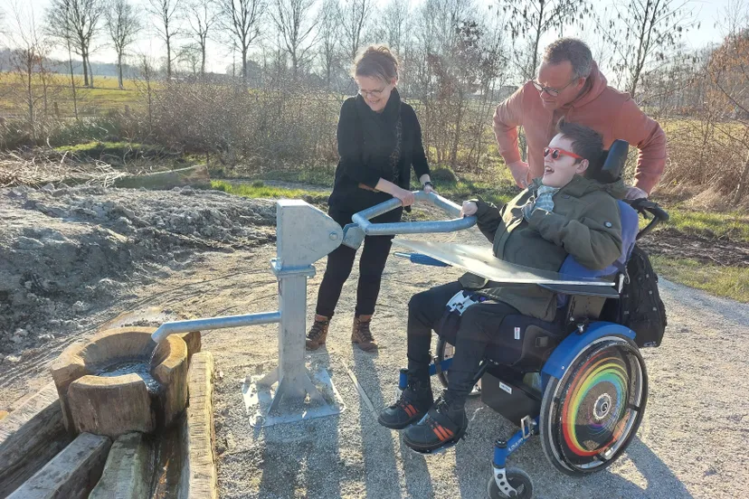 ruinen speelnatuur van oerrr waterpomp nm eigen foto