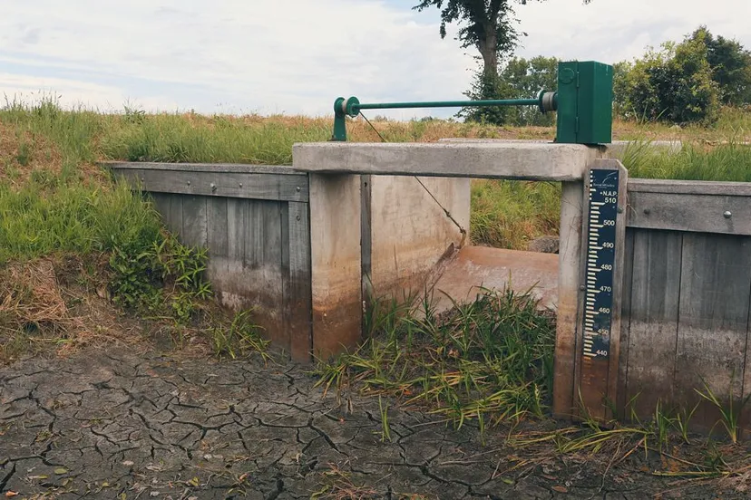 wdod drooggevallen stuw