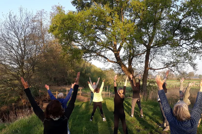 yoga in het reestdal foto wildplukster olga 002