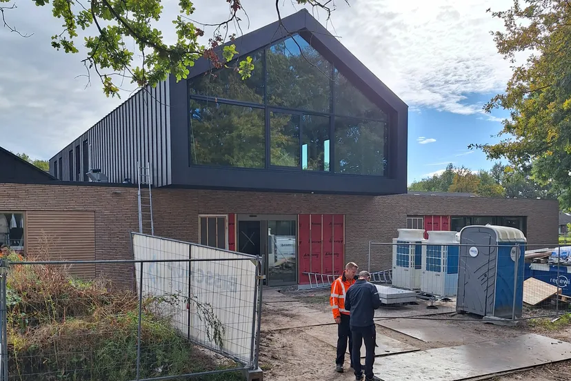 de wijk huisartsenpost kunstwerk