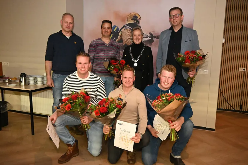 de wijk brandweert foto korpsavond brandweer de wijk koekange 15 maart 2025