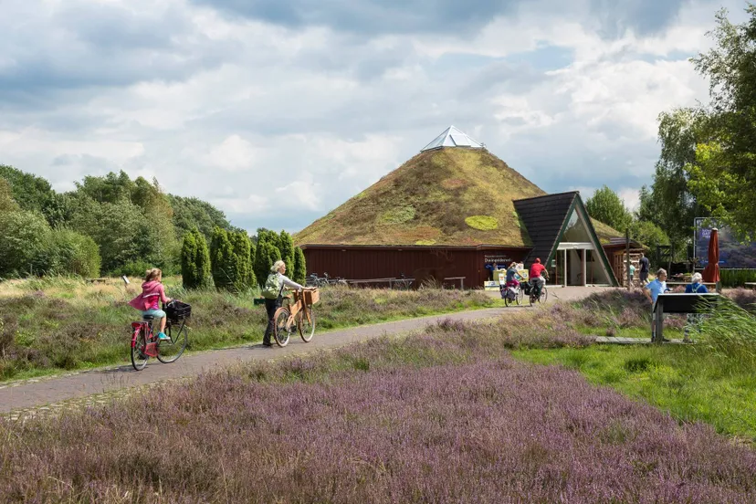 ruinen bezoekerscentrum dwingelderveld andries de la lande cremer