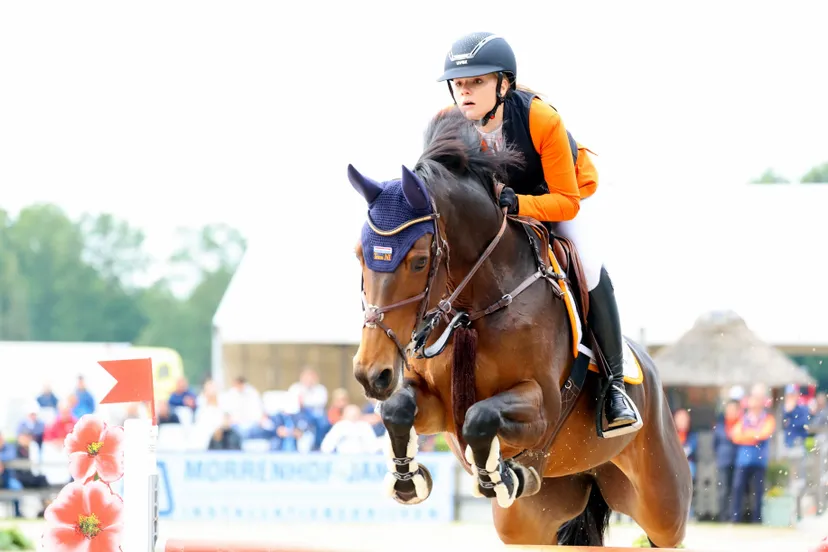 houtzager nina met high five nc juniors foto hans khoe