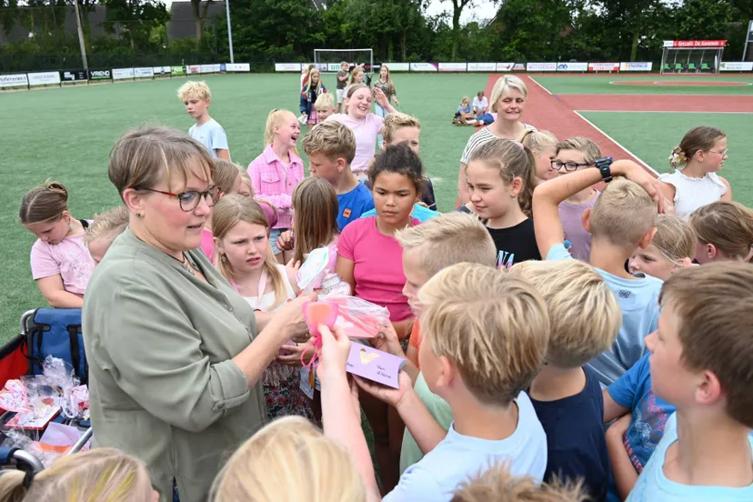 pn10072025 Ruinerwold Afscheid Juf Roelien Tissingh6