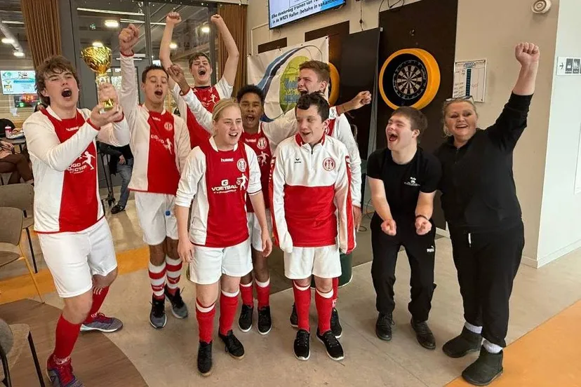 Ruinerwold G -voetnballers winnen