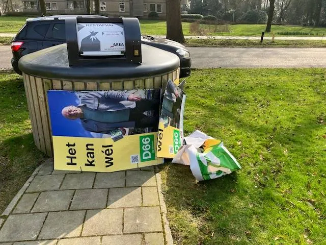 Zuidwolde vernielingen verkiezingsmateriaal1