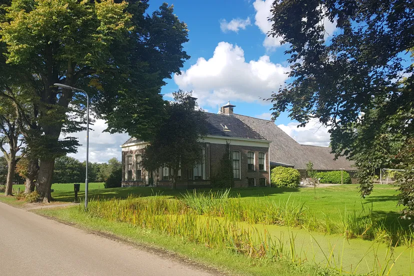 142 persbericht friese boederijdaken worden gerestaureerd foto jh eppinga