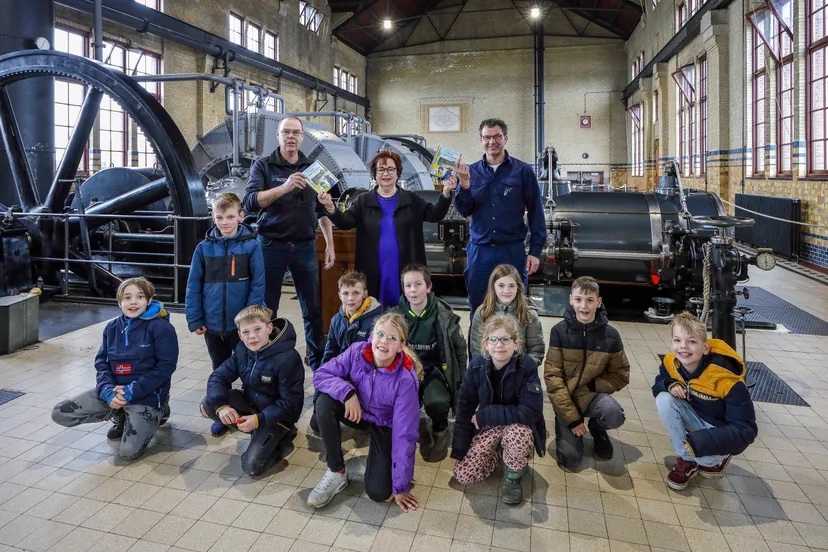 16 02 2023 boekpresentatie sipke komt op stoom woudagemaal lemmer marco keyzer