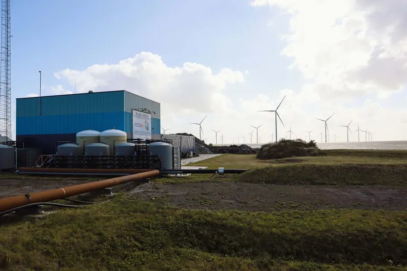 afsluitdijk blue energy gebouw 2 lr