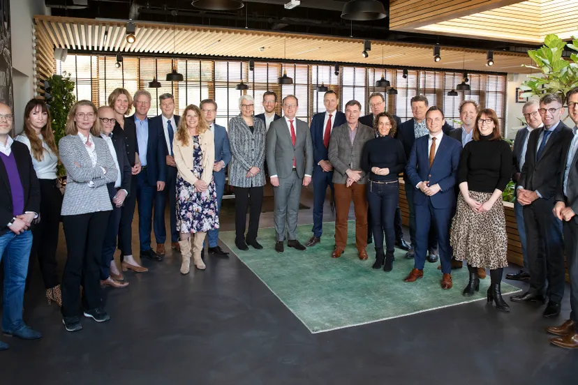 nhlstenden ondertekening groep 1068