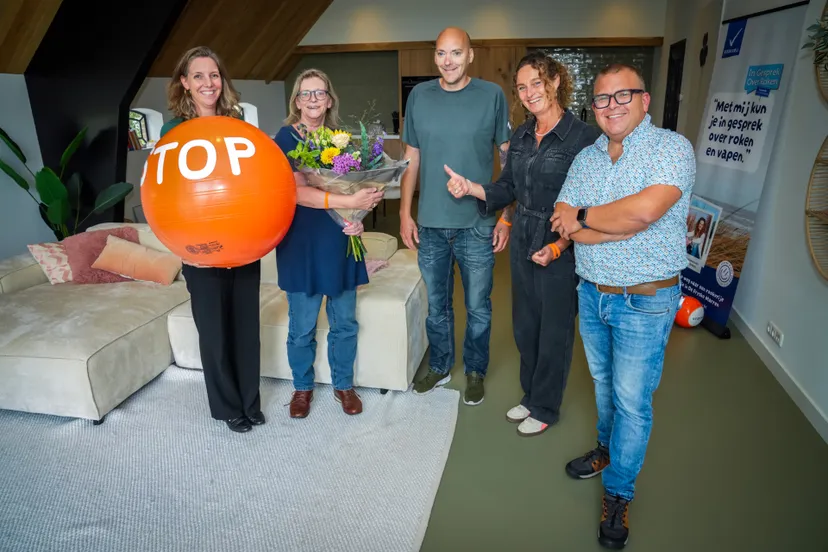 100e stopper met roken foto gewoan dwaan douwe bijlsma 1