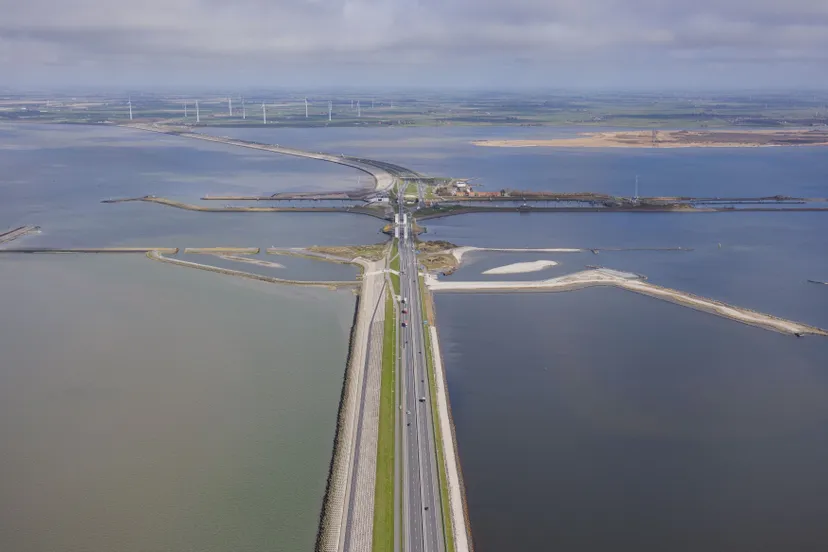 vismigratierivier in aanbouw