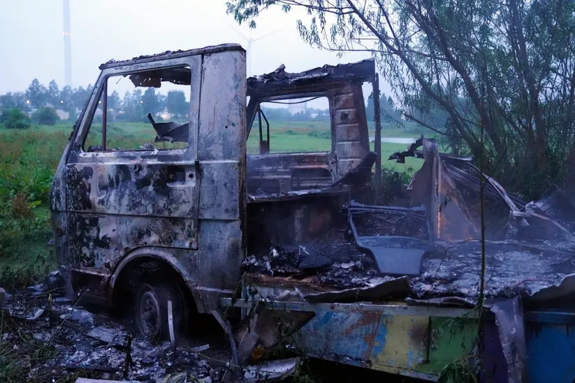 2024 06 30 meesters multi media fotos camper in brand kerkhoekweg den bosch 3