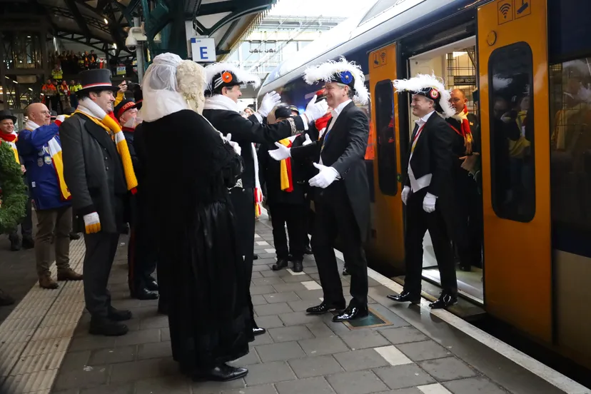 aankomst en intocht oeteldonk 0822