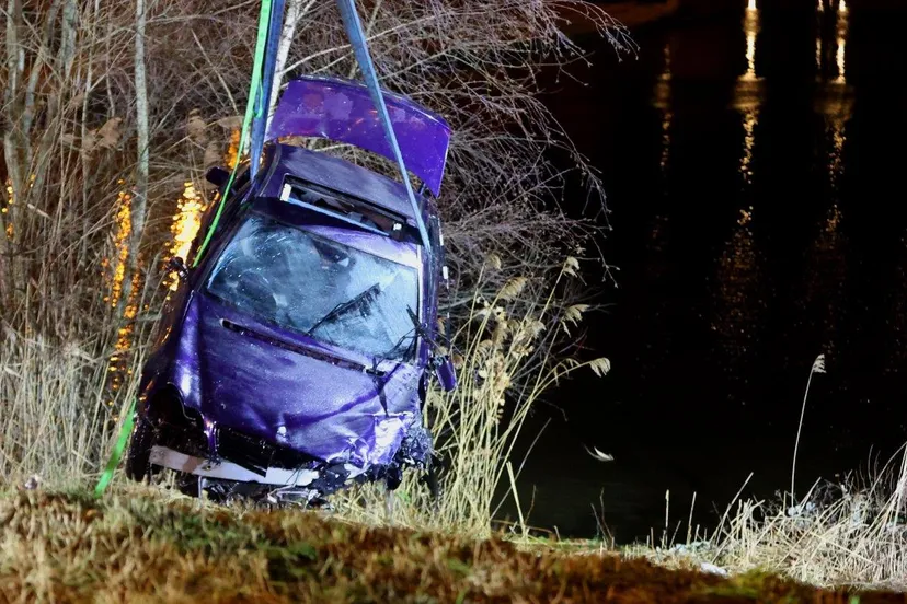 auto te water vlijmenseweg den bosch 6