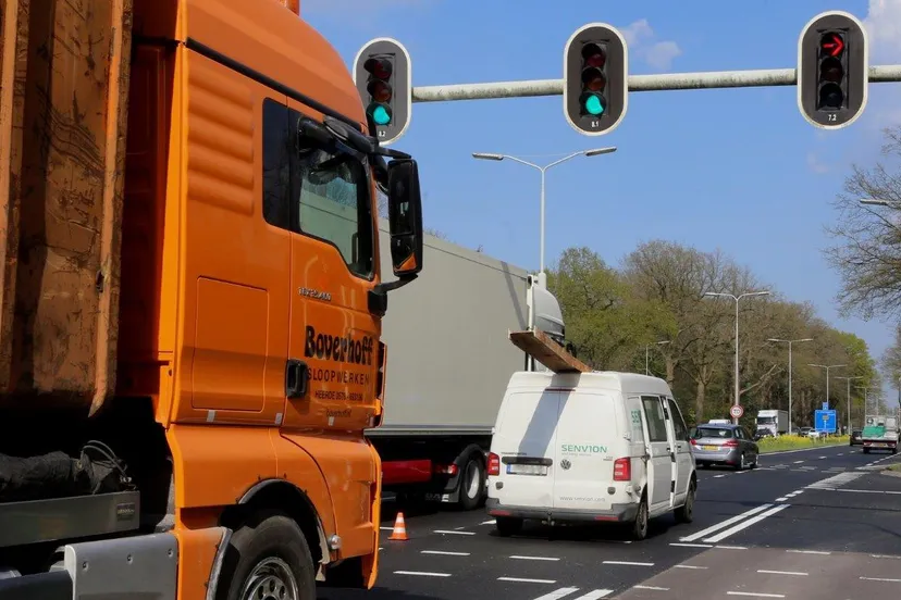 balk door dak busje 2