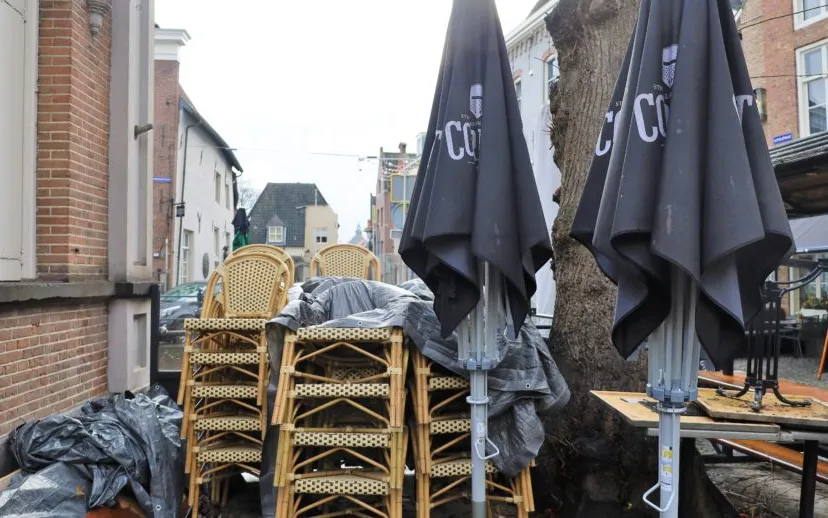 db 30 12 058 915x518 1