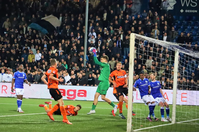 fcdb walk footb volendam 1571 2