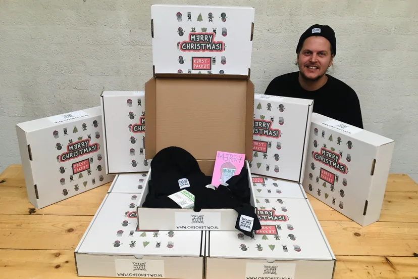 frank willems met kerstpakketten