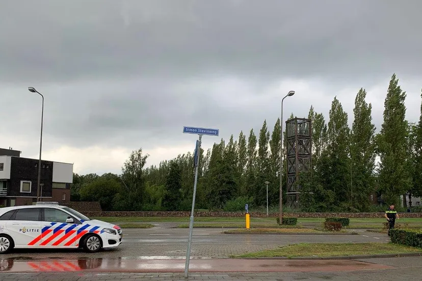 man in electrische rolstoel aangereden den bosch 3