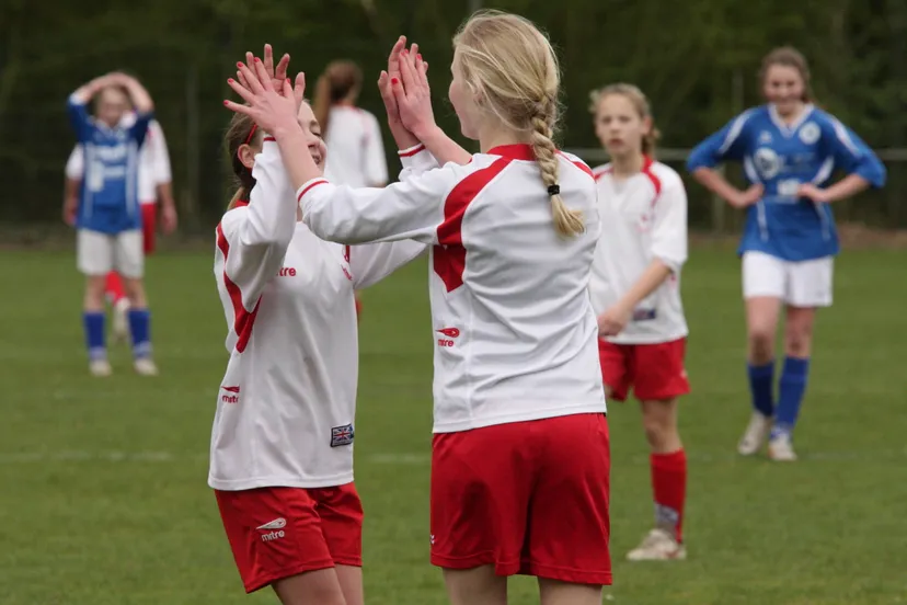 meisjesvoetbal 4