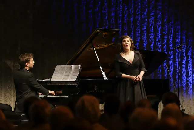 mezzosopraan ema nikolovska pianist michael sikich eugene pannebakkerhoofdprijs 53ste ivc liedduo 20191 fotograaf rahul gandolahage web