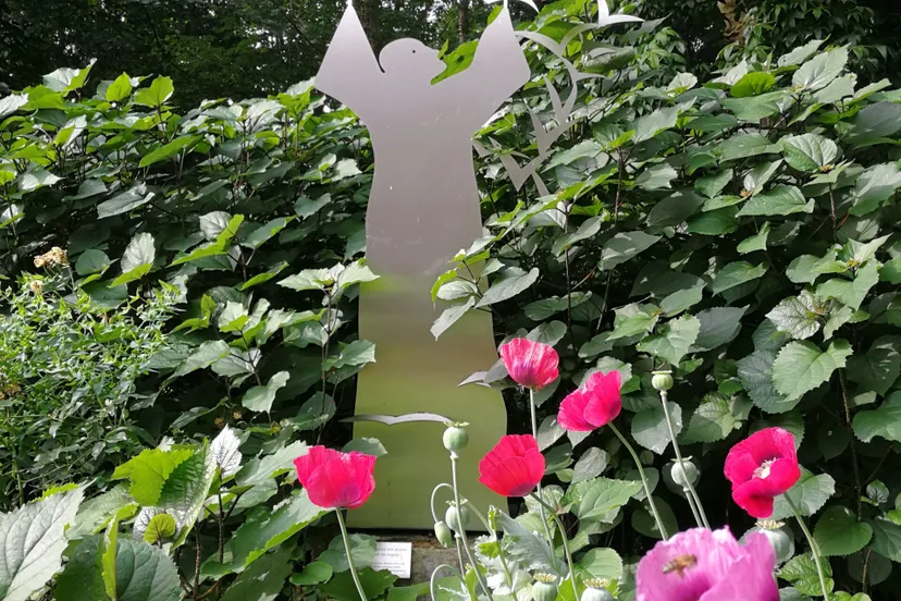 sculptuur frederick franck scaled