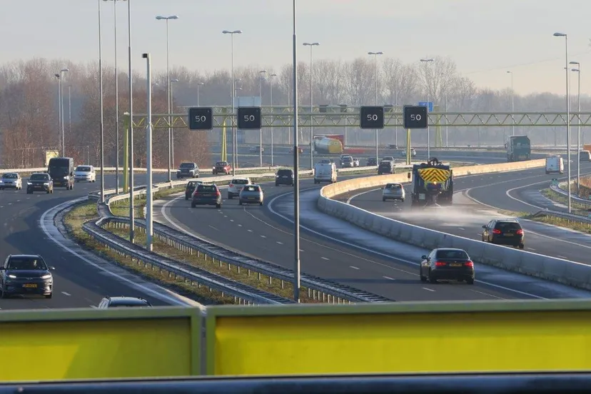 snelheidsbeperking a2 den bosch door gladheid 5