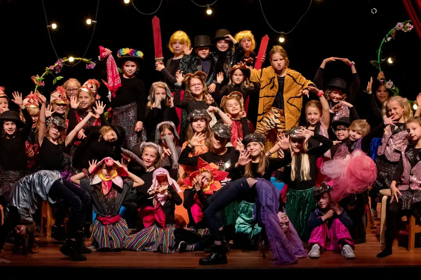 v kids circus 001 scaled