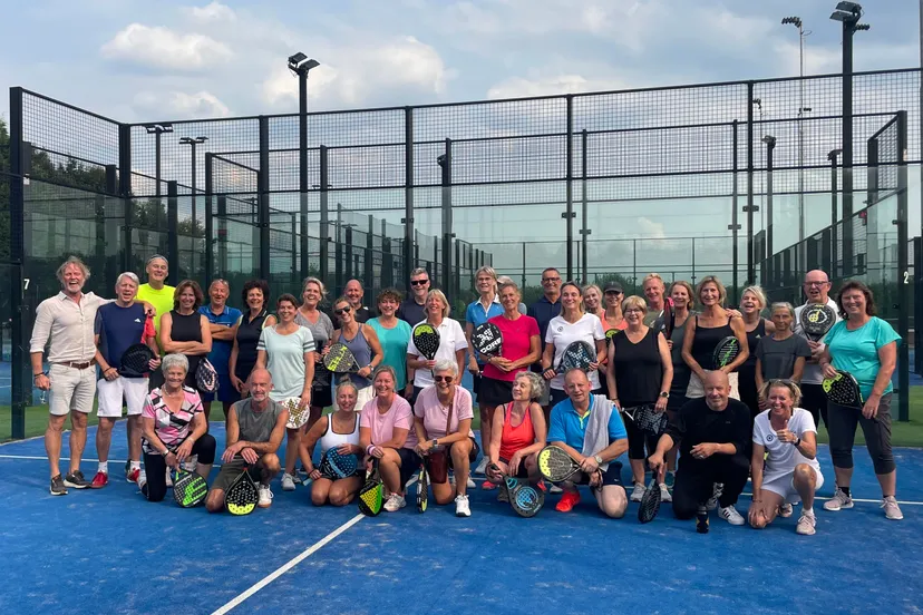 padel event elkaar ontmoeten 50 singles activiteiten