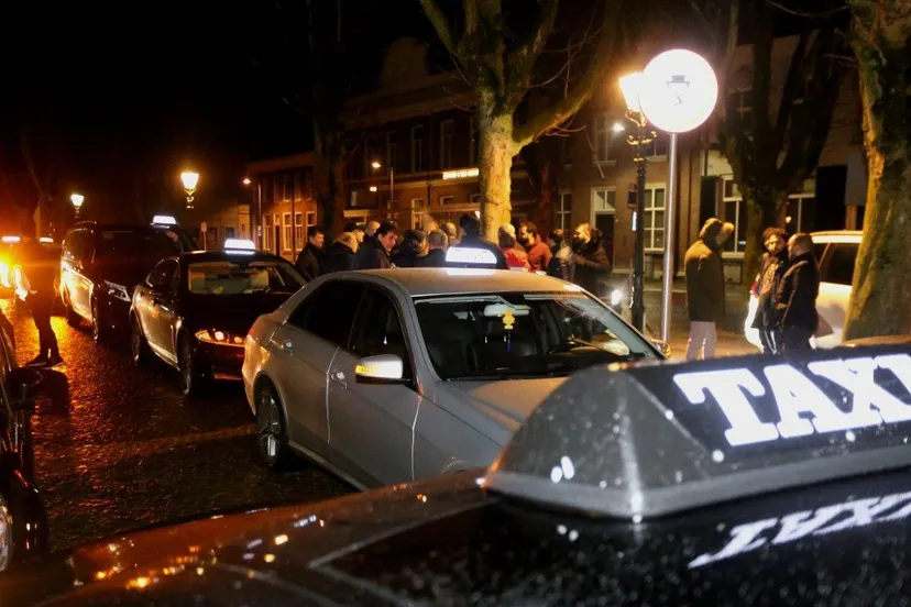 staking taxis den bosch 2