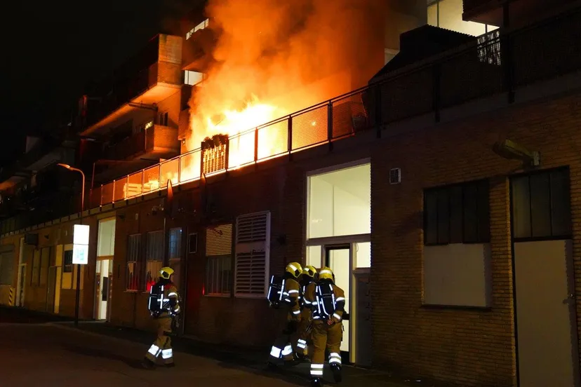 2024 12 31 meesters multi media fotos uitslaande brtaned verwoest appartementen den bosch2