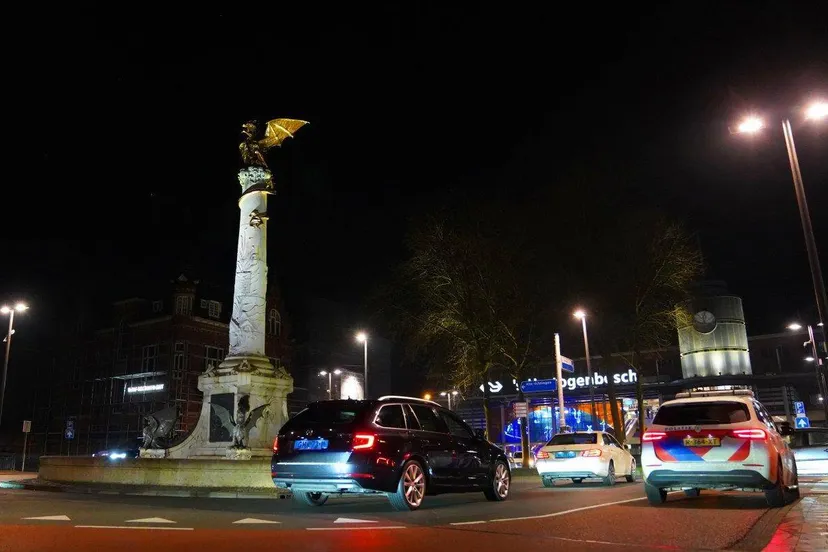 2025 02 01 meesters multi media video taxichauffers zijn boos en gaan toeterend door den bosch3