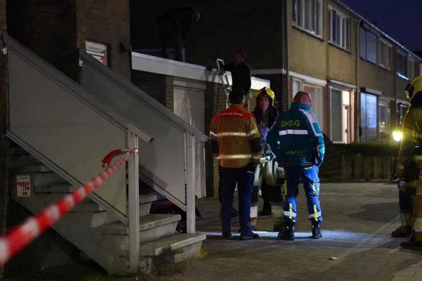 2025 03 20 meesters multi media fotos verward persoon op balkon echternachtstraat den bosch3