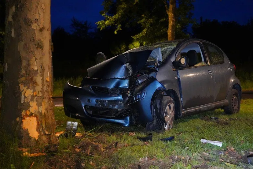 2025 05 27 meesters multi media fotos ongeval auto boom stadionlaan den bosch1