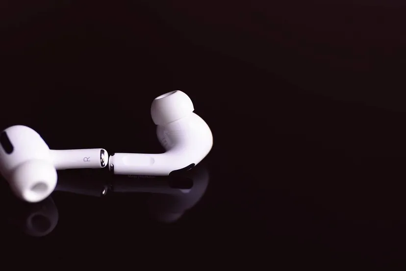 airpods 6365870 1280