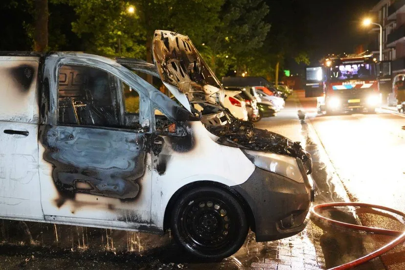 2025 04 07 meesters multi media fotos autobrand gestelseweg den bosch1