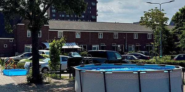 zwembadje in de buurt