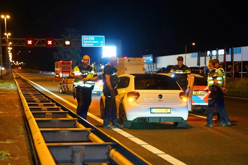 2025-07-18_Meesters_Multi_Media_Foto`s_Waarschuwingsschoten_Gelost_Na_Achtervolging_A2_Zaltbommel1